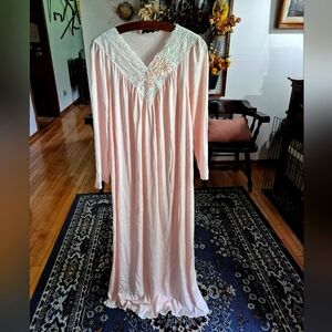 Elegant Pink Lace Nightgown By Shadowline Sz Md